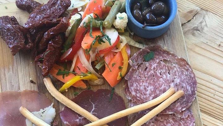 Yarra Valley Winery Day Tour from Melbourne with Two-Course Lunch and Tastings (3/12)