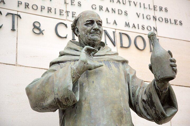 Private Champagne Day from Paris: Moët & Chandon Cellars, Pommery or Veuve Clicquot, Reims (3/6)