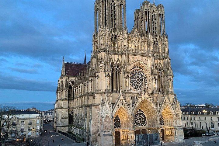 Private Half Day from Paris to Reims: Mumm Cellars, Reims Cathedral and Lunch (3/6)