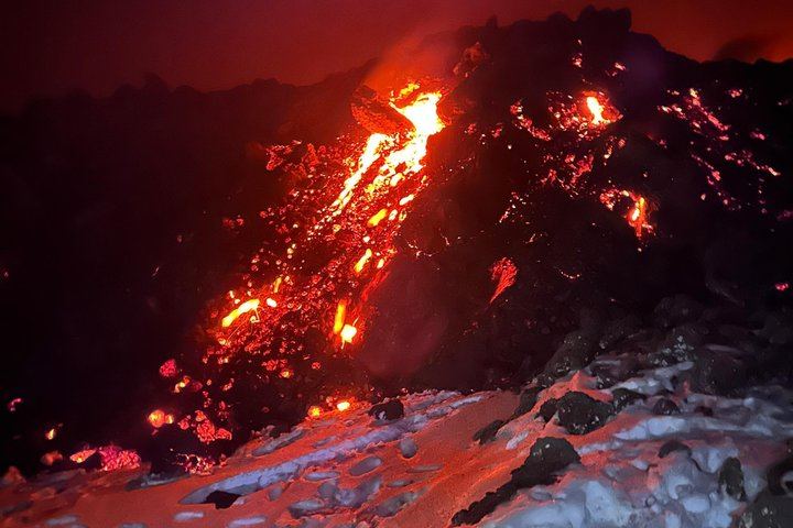 Etna Wine Tour: Monti Sartorius, Grotta dei Ladri and Gambino Winery Tasting (7/12)