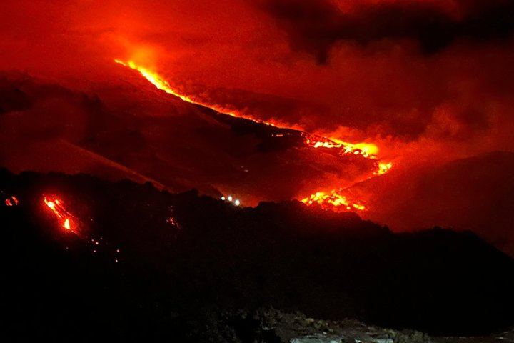 Etna Wine Tour: Monti Sartorius, Grotta dei Ladri and Gambino Winery Tasting (4/12)
