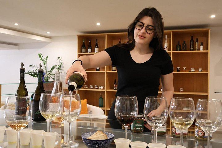 Small-Group Etna Tasting of Organic Wines and Extra Virgin Olive Oils from Small Producers (11/12)