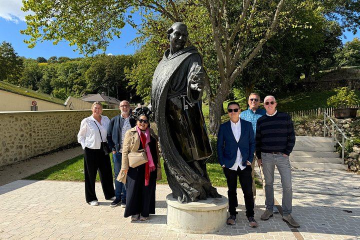 Small-Group Champagne Day from Reims: Cathedral, Two Select Estates, Hautvillers, Épernay (11/12)