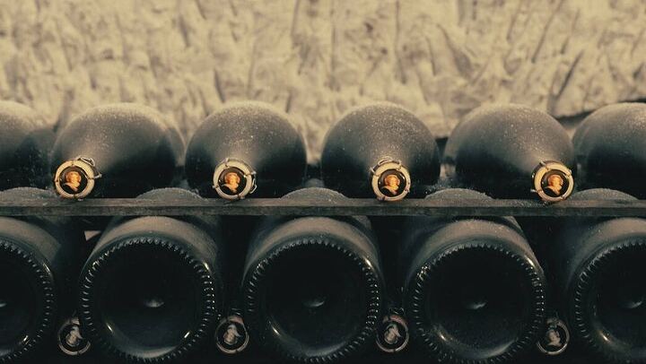Private Mercedes Champagne Day: One Famous House, One Boutique Grower and Restaurant Lunch (3/12)