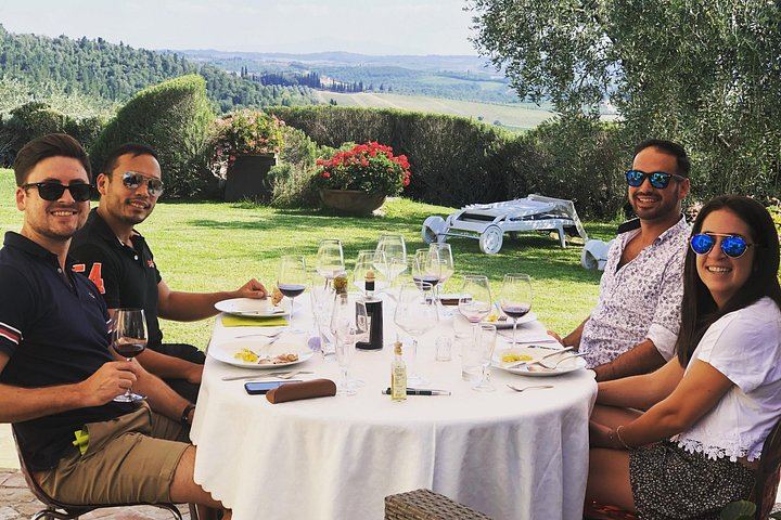 Chianti and San Gimignano by Minivan from Florence: 2 Wineries and Pairing Lunch (4/12)