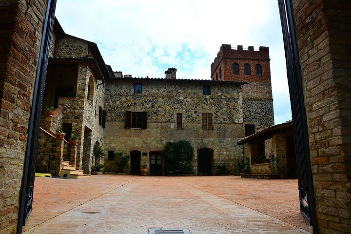 Private Brunello di Montalcino Day Trip from Florence: Fanti and Villa i Cipressi (5/12)