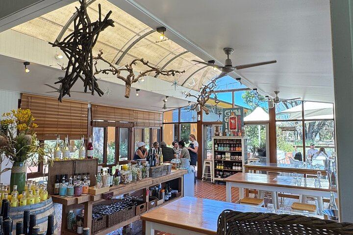 Hahndorf, Beerenberg and Barossa Day Tour with Gourmet Lunch from Adelaide (7/12)