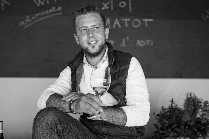 Simone Cerruti Winery near Castiglione Tinella: Vineyard Walk and Six-Wine Tasting (8/12)