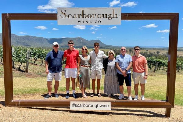 Bespoke Private Hunter Valley Day from Sydney: Your Wineries, Grapes and Lunch Venue
