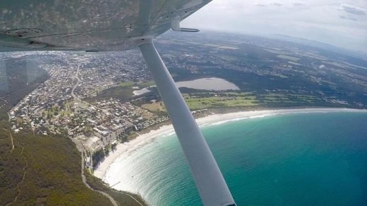 Scenic Flight from Perth to Leeuwin Estate for Winery Lunch with Kookaburra Air (1/7)