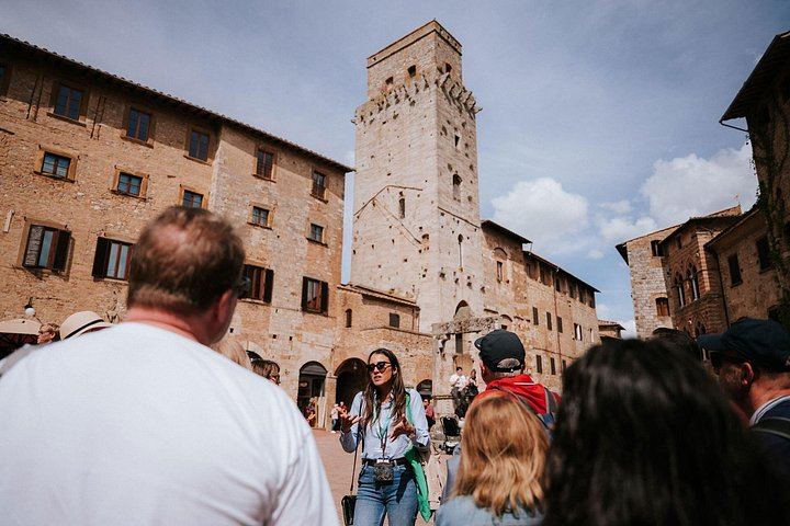 WalksDevour Small-Group Tuscany Day Trip: Chianti Farm Lunch, San Gimignano and Siena (3/12)