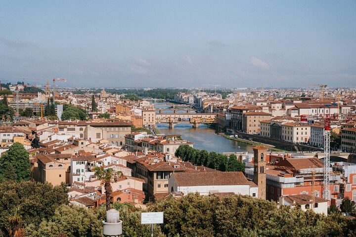 WalksDevour Small-Group Tuscany Day Trip: Chianti Farm Lunch, San Gimignano and Siena (9/12)