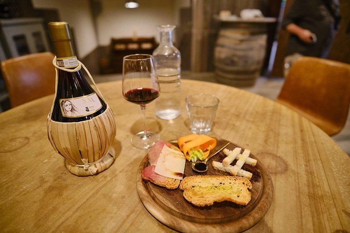 Florence Half-Day Chauffeured Chianti Drive by Mercedes, with Greve and Optional Tasting (4/12)