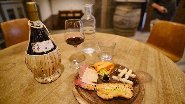 Florence Half-Day Chauffeured Chianti Drive by Mercedes, with Greve and Optional Tasting (4/12)