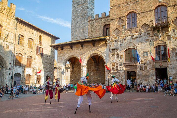 Towns of Italy Afternoon Tour from Florence: Siena, San Gimignano and Winery Dinner (11/12)