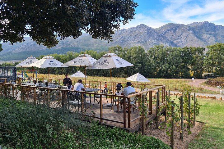 Four Wine Estates in Franschhoek and Stellenbosch: Small-Group Day Tour with Hotel Pickup (4/11)