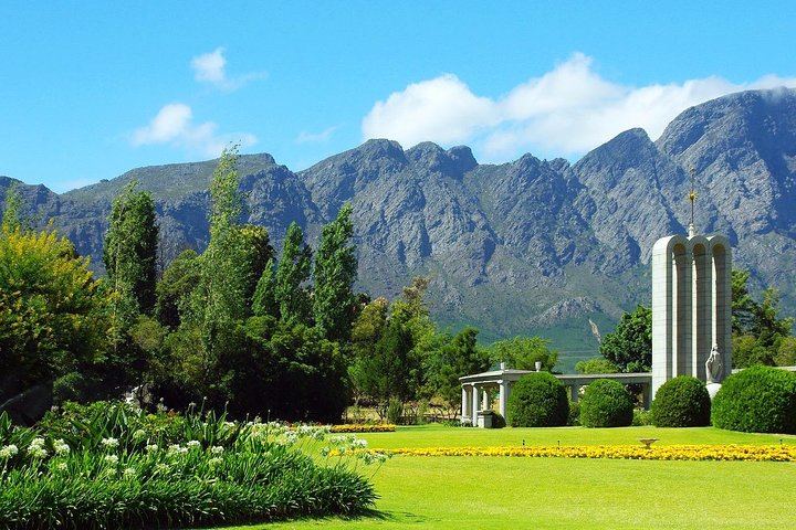 Private 6-8 Hour Winelands Day: Delaire Graff, Tokara and Fairview Cheese (11/12)