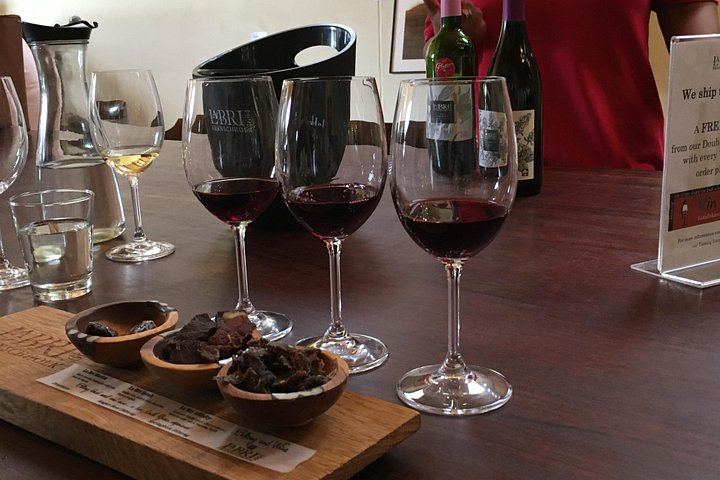 Private Half-Day Sip & Cycle in Franschhoek, Wine Pairing (2/12)