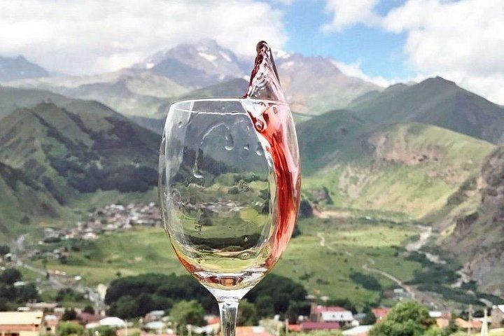 Kakheti Day Tour from Tbilisi: Family Wine Cellar, Bodbe, Sighnaghi and Shoti Bread (1/12)