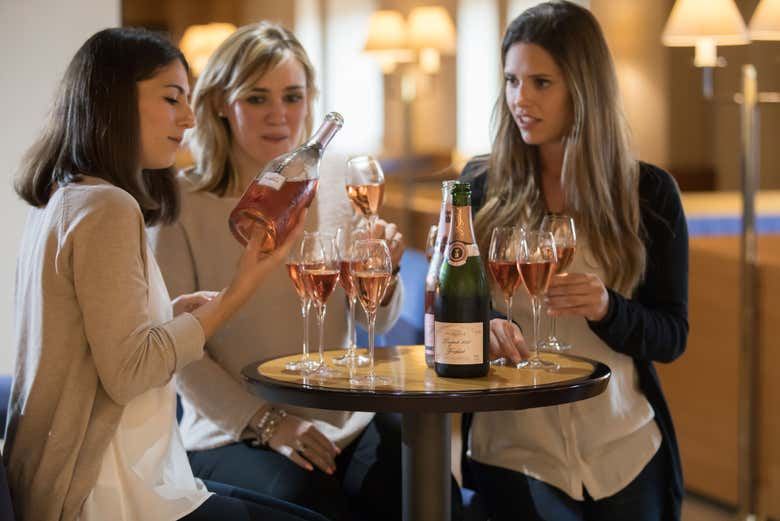 Freixenet Cava Winery Guided Tour in Penedès with Two Cava Tastings (2/10)