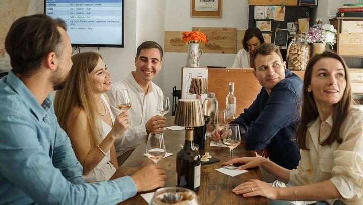 French Wine Tasting in Nice at the VinoLove Studio: 8 Wines from across France (3/7)