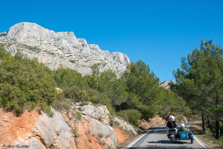 Half-Day Sidecar Wine Tour from Aix-en-Provence via Sainte-Victoire and Bimont Dam (4/10)