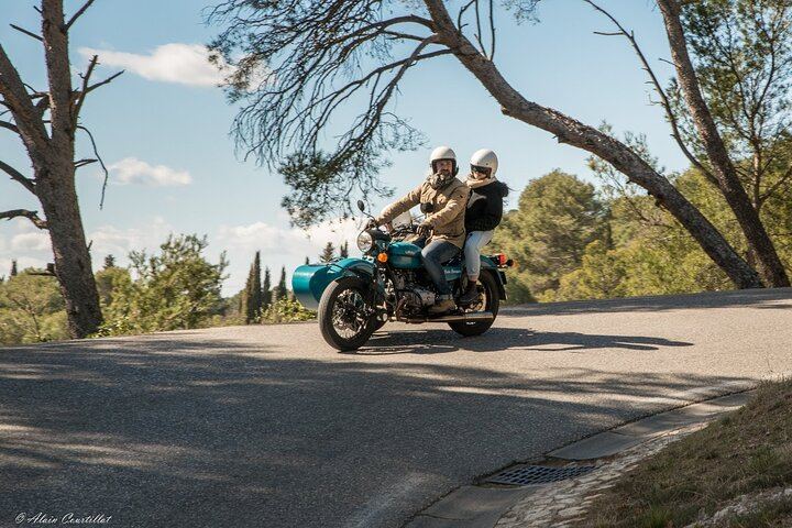 Half-Day Sidecar Wine Tour from Aix-en-Provence via Sainte-Victoire and Bimont Dam (2/10)