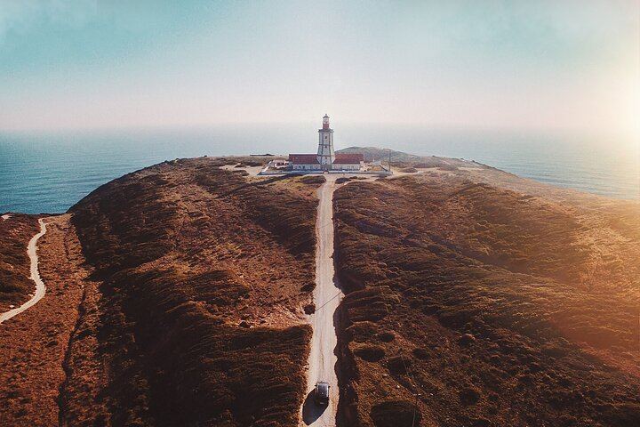Private Sesimbra Castle and Cabo Espichel Day from Lisbon with Azeitão Wine (5/12)
