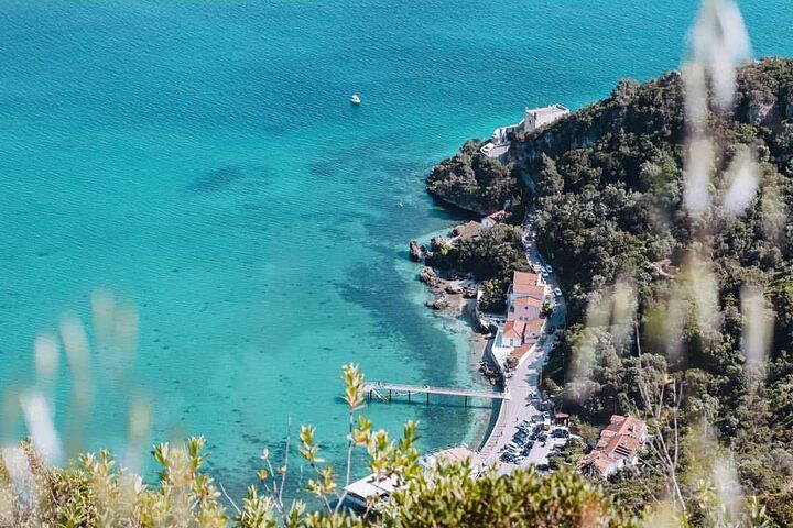 Private Sesimbra Castle and Cabo Espichel Day from Lisbon with Azeitão Wine (2/12)