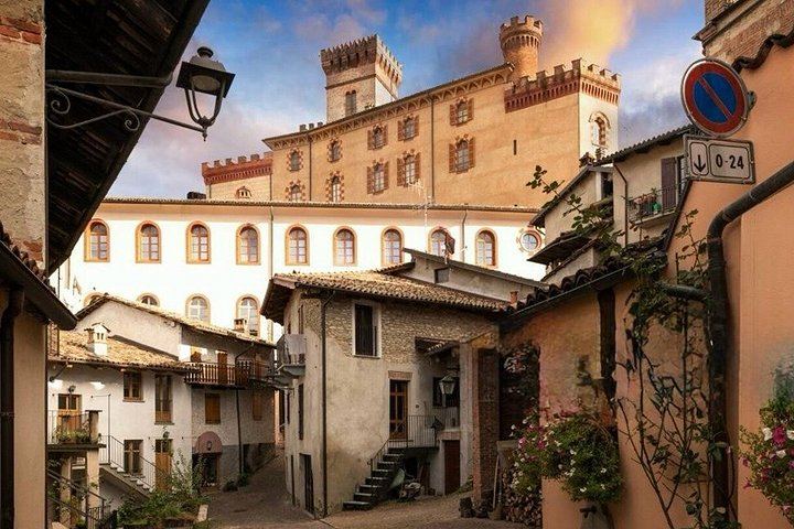 Small-Group Day Trip from Milan: La Morra, Grinzane Cavour Castle and Barolo Wine Cellars (8/12)