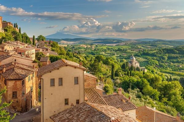 Rome to Montepulciano and Montalcino Day Trip: 12th-Century Winery Lunch, Brunello Museum