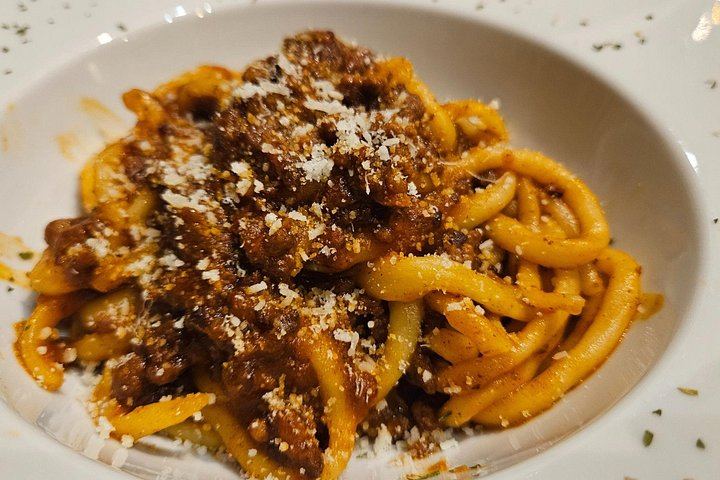 Rome to Montepulciano and Montalcino Day Trip: 12th-Century Winery Lunch, Brunello Museum (8/11)