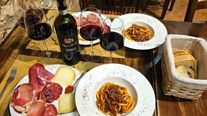 Full-Day Tour from Siena: Montepulciano Lunch, Pienza and Brunello Tasting in Montalcino (4/12)