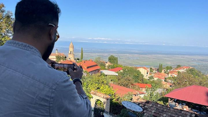 Private Day Trip from Tbilisi: Sighnaghi Walls, Bodbe Spring and Winery Tasting (1/12)