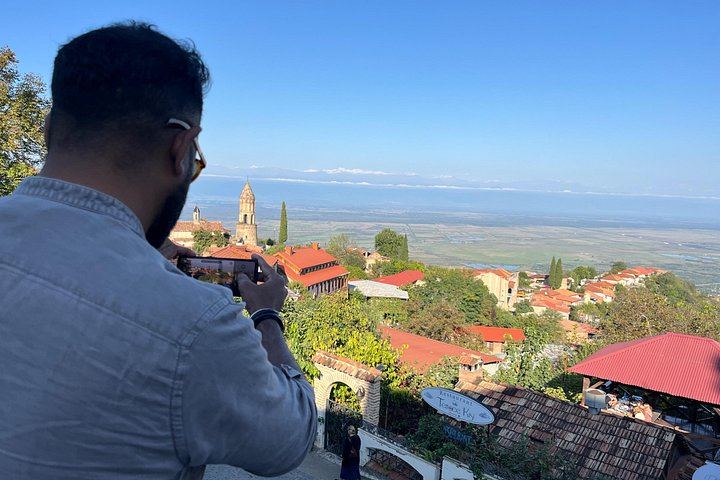 Private Day Trip from Tbilisi: Sighnaghi Walls, Bodbe Spring and Winery Tasting (1/12)