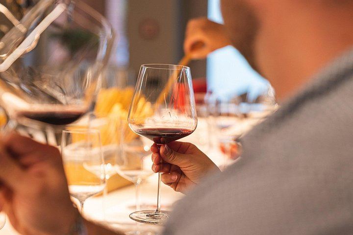 Half-Day Valpolicella Wine Tour from Verona: Six Wines, Salumi and Cheese at Two Wineries (7/12)