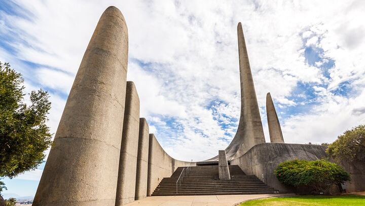 Full-Day Cape Winelands Tour from Cape Town with Franschhoek Wine Tram and Spice Route (2/9)