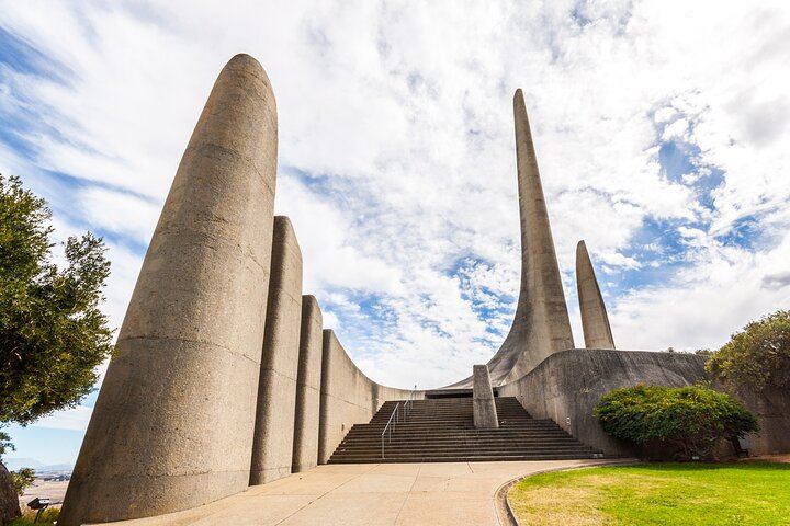 Full-Day Cape Winelands Tour from Cape Town with Franschhoek Wine Tram and Spice Route (2/9)