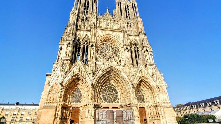 Reims and Épernay Full-Day Small Group Champagne Tour with Pommery Cellars (2/12)