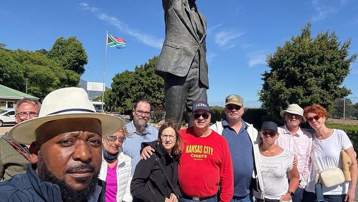 Franschhoek Wine Tram Full-Day Hop-On Hop-Off Pass with Cape Town City Drive (3/8)