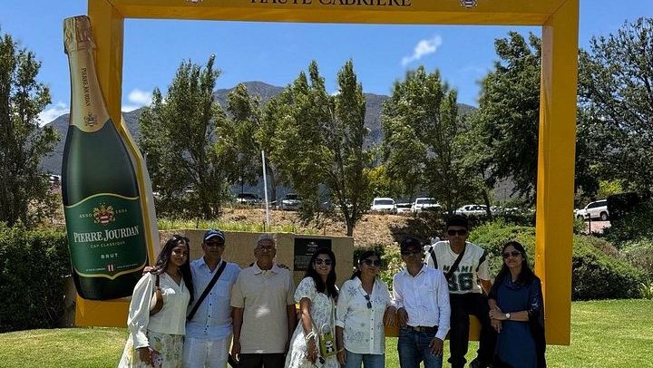 Franschhoek Wine Tram Full-Day Hop-On Hop-Off Pass with Cape Town City Drive (2/8)
