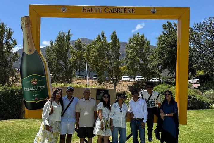 Franschhoek Wine Tram Full-Day Hop-On Hop-Off Pass with Cape Town City Drive (2/8)