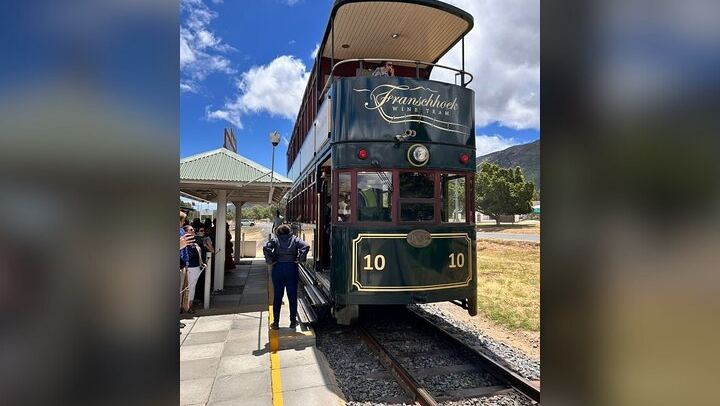 Shared Full-Day Stellenbosch Wine Tasting and Franschhoek Wine Tram Tour (1/12)