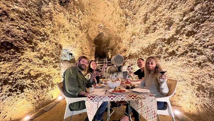 Rioja Full-Day Wine Tour from San Sebastian: Small Wineries and Laguardia (4/12)