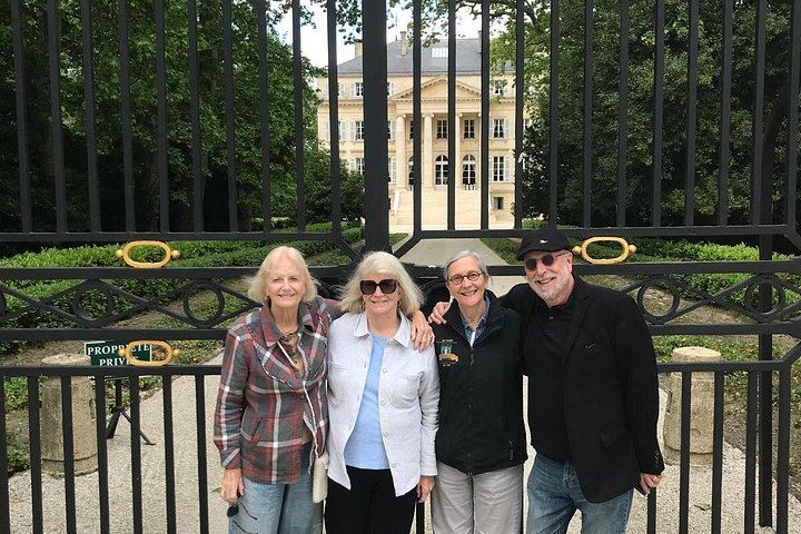 Half-Day Small-Group Margaux Wine Tour from Bordeaux by Van, Two Châteaux and Tastings (10/12)