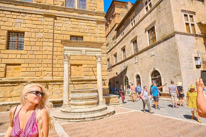 CiaoFlorence Val d'Orcia Day Tour from Florence: Montalcino, Pienza and Montepulciano (8/12)