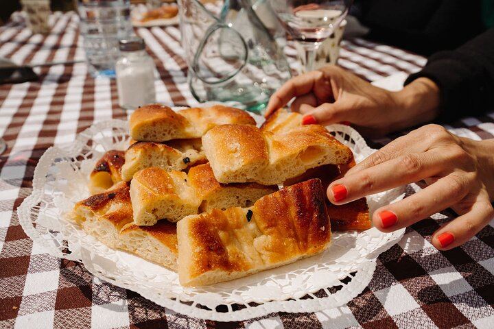 Early Montserrat Monastery Visit and Family Cava Winery Lunch with 4x4 Vineyard Ride (6/12)