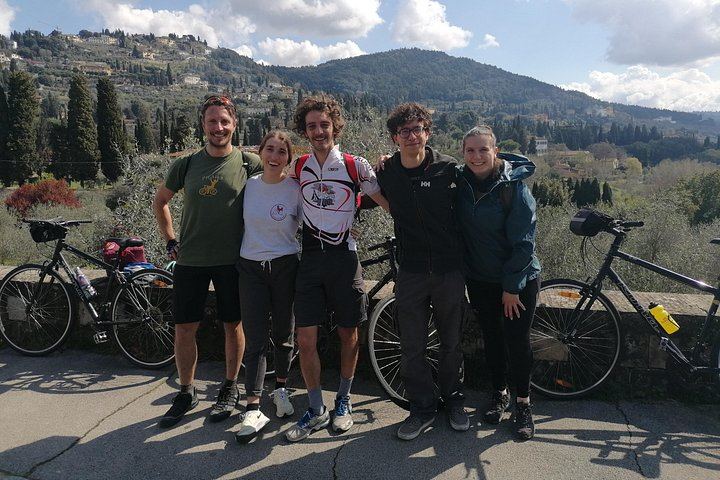 Full-Day Bike Ride from Florence through Chianti Hills, Family Winery and Lunch (12/12)