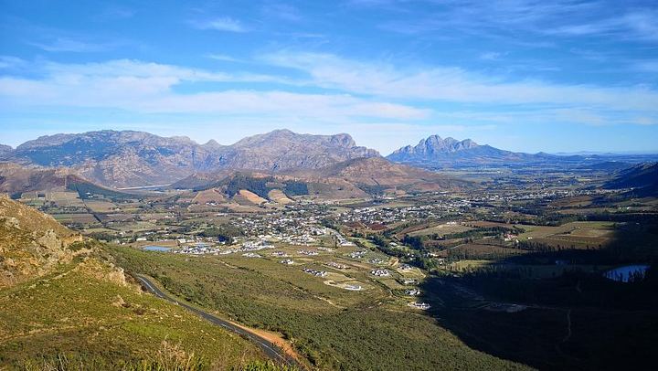 Full-Day Small-Group Stellenbosch Wine Tour with Cape Wine Academy-Certified Guides (2/2)