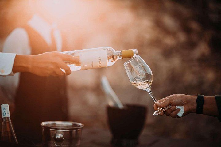 Franschhoek Wine Tram Day Tour: Zevenwacht, Weltevreden, Drakenstein Prison (1/12)